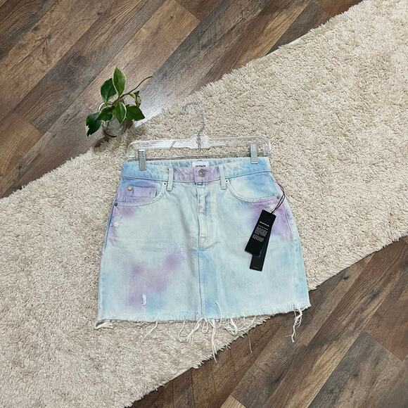 Hudson Size 27 Frayed Tie Dye The Viper Distressed Mini Skirt NWT - Picture 2 of 6